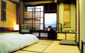 Tama Ryokan